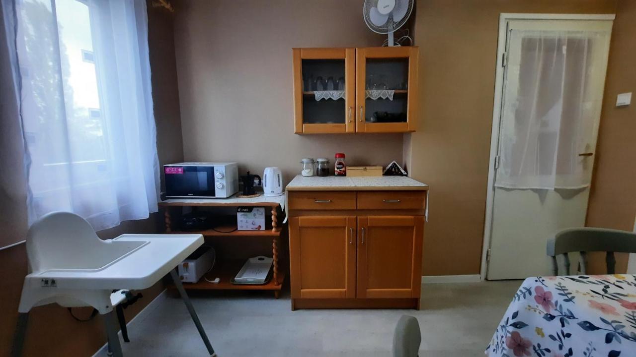 Magdaléna Ház Apartamento Balatonlelle Exterior foto